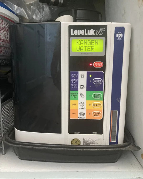 Enagic Kangen LeveLuk SD501 alkaline water ionizer